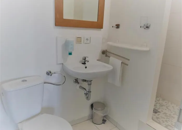 Bola 8 Mehrbettapartment Wandsbek Monteure Kueche & Bad Apartament Hamburg